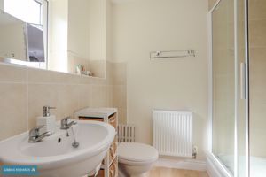 En-Suite- click for photo gallery